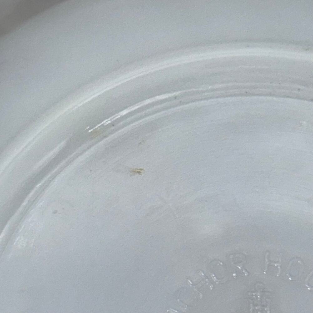 Vintage Fire King Milk Glass Swirl Bowls Gold Trim Set of 4 Anchor Hocking 7.5" - Picture 11 of 16